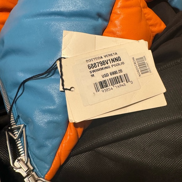 BOTTEGA VENETA Leather Puffer - Picture 13 of 14